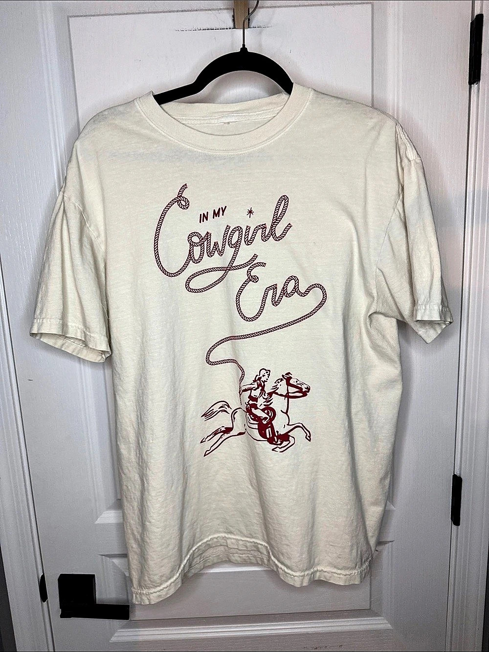 Cavern Inc. Cavgirl Era. Graphic Tee in Cream Size Large
